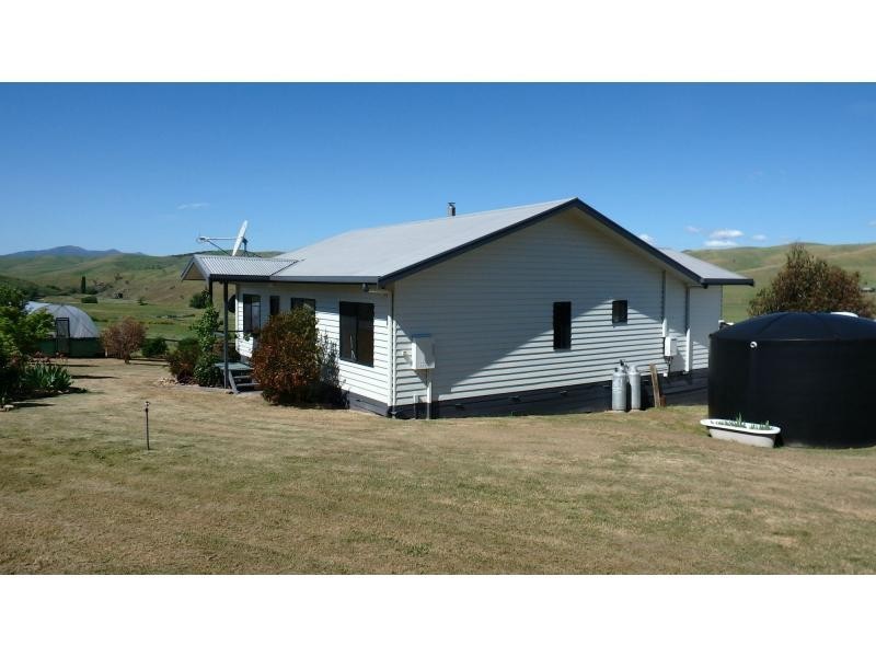 312 Omeo Valley Road, Omeo VIC 3898