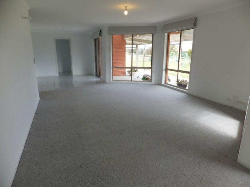 320 Redcourt Lane, Bairnsdale VIC 3875