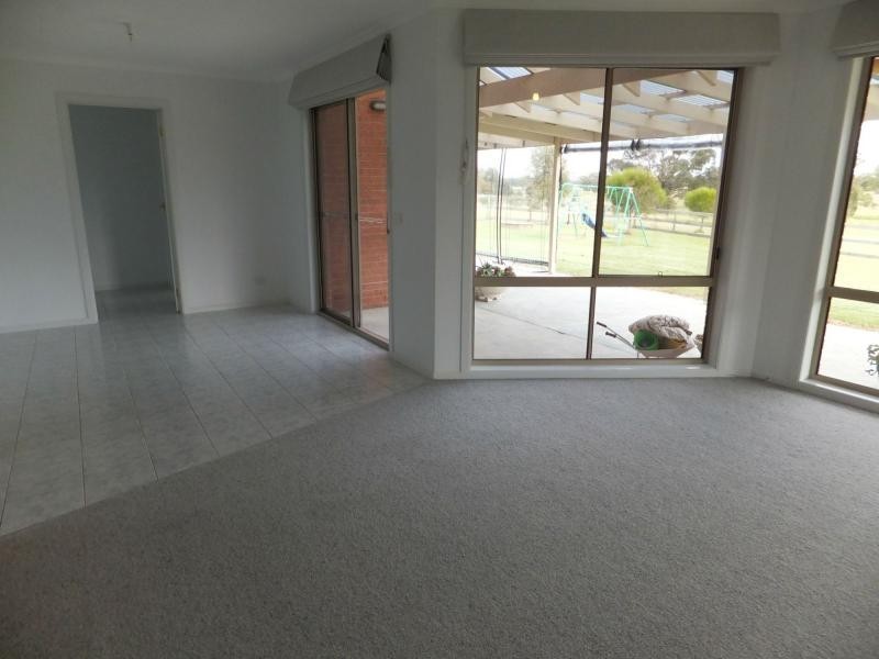 320 Redcourt Lane, Bairnsdale VIC 3875
