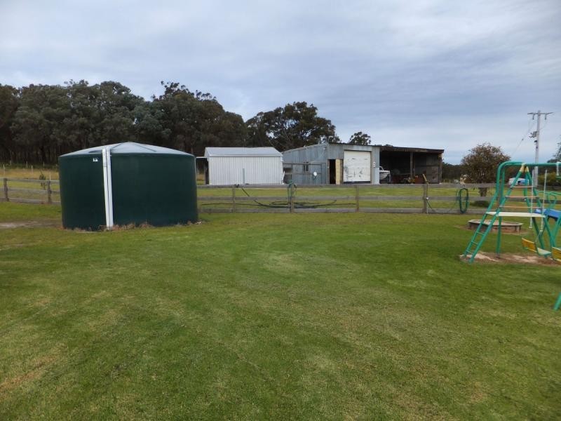 320 Redcourt Lane, Bairnsdale VIC 3875