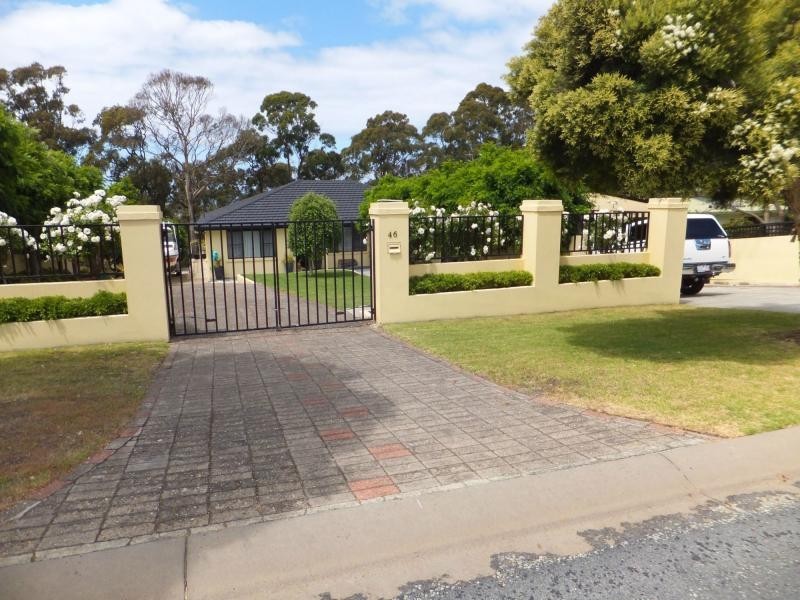46 Creighton Street, Lakes Entrance VIC 3909