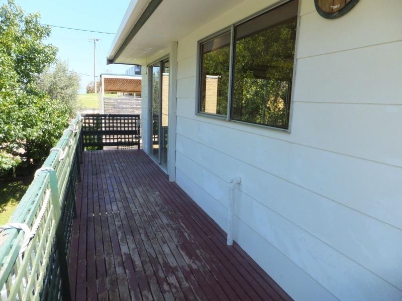 3 David Road, Metung VIC 3904