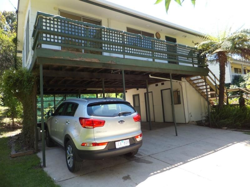 3 David Road, Metung VIC 3904