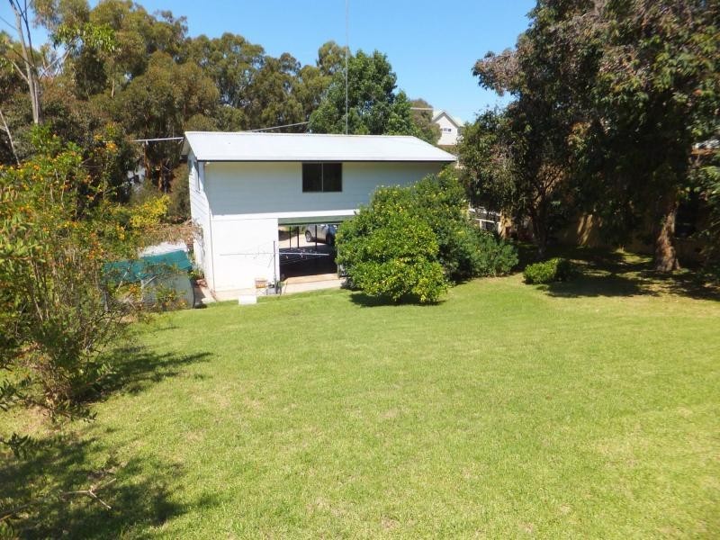 3 David Road, Metung VIC 3904