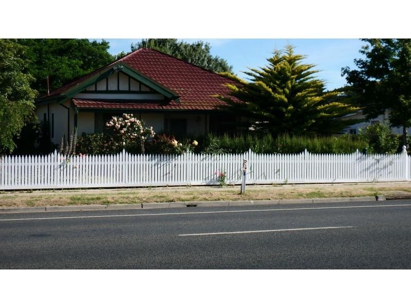 341 Main Street, Bairnsdale VIC 3875