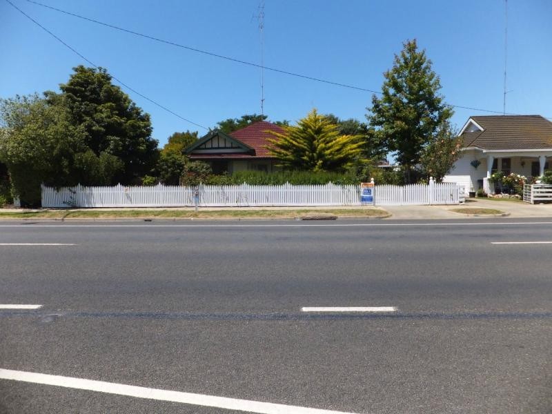 341 Main Street, Bairnsdale VIC 3875