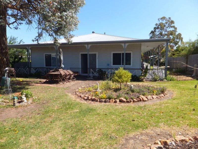 4 Collins Street, Lindenow South VIC 3875