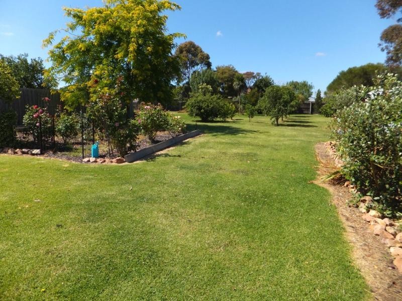 4 Collins Street, Lindenow South VIC 3875