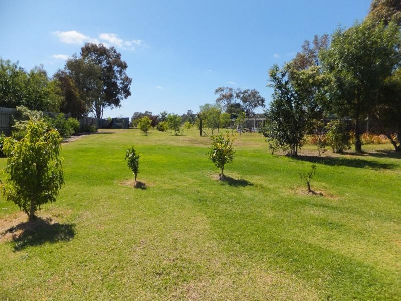 4 Collins Street, Lindenow South VIC 3875