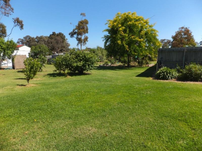 4 Collins Street, Lindenow South VIC 3875