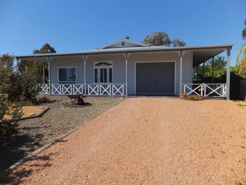 4 Collins Street, Lindenow South VIC 3875