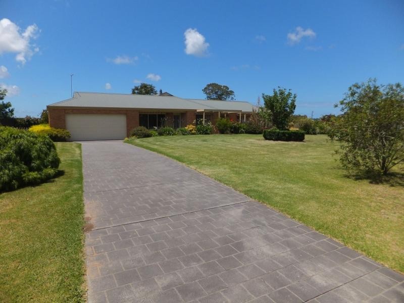 29 Tamhaven Drive, Swan Reach VIC 3903