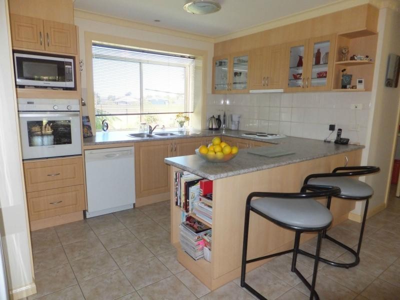 29 Tamhaven Drive, Swan Reach VIC 3903