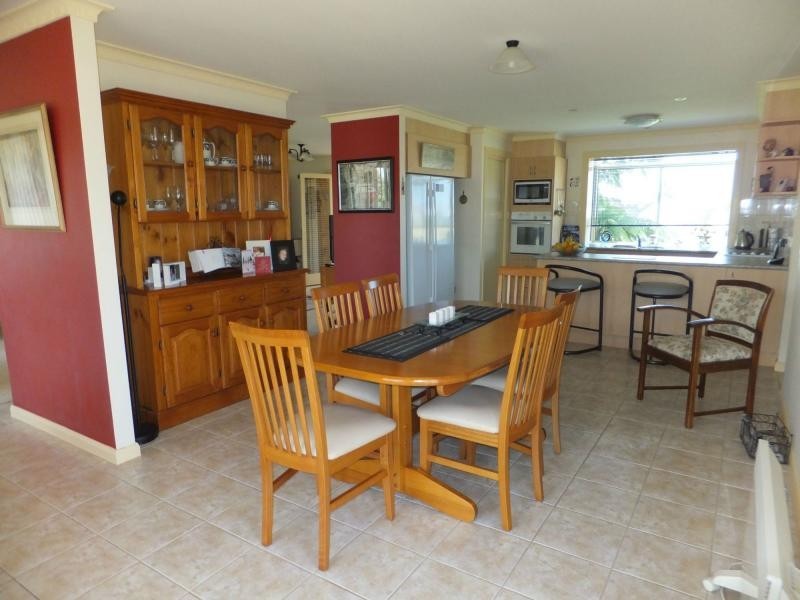 29 Tamhaven Drive, Swan Reach VIC 3903