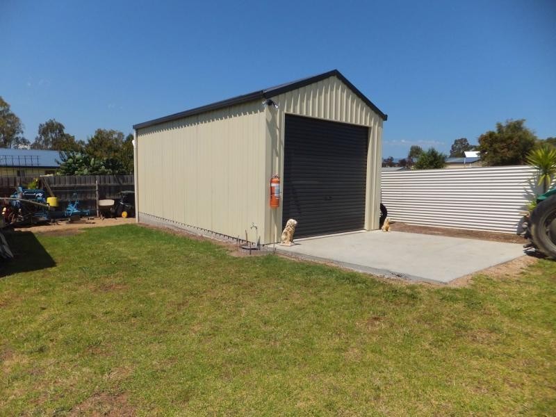 19 Village Fair Drive, Newlands Arm VIC 3875