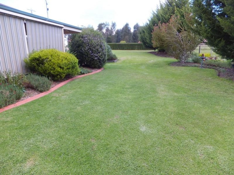 34 Amberly Drive, Nicholson VIC 3882
