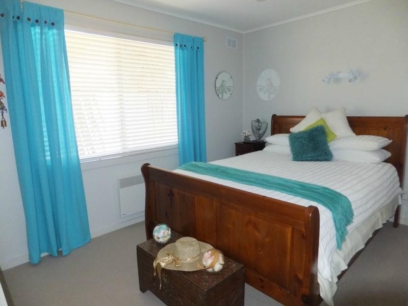 1/36 Carpenter Street, Lakes Entrance VIC 3909
