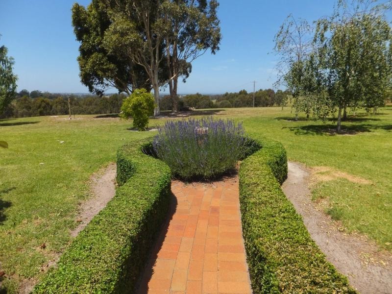 295 Hodges Estate Road, Bairnsdale VIC 3875