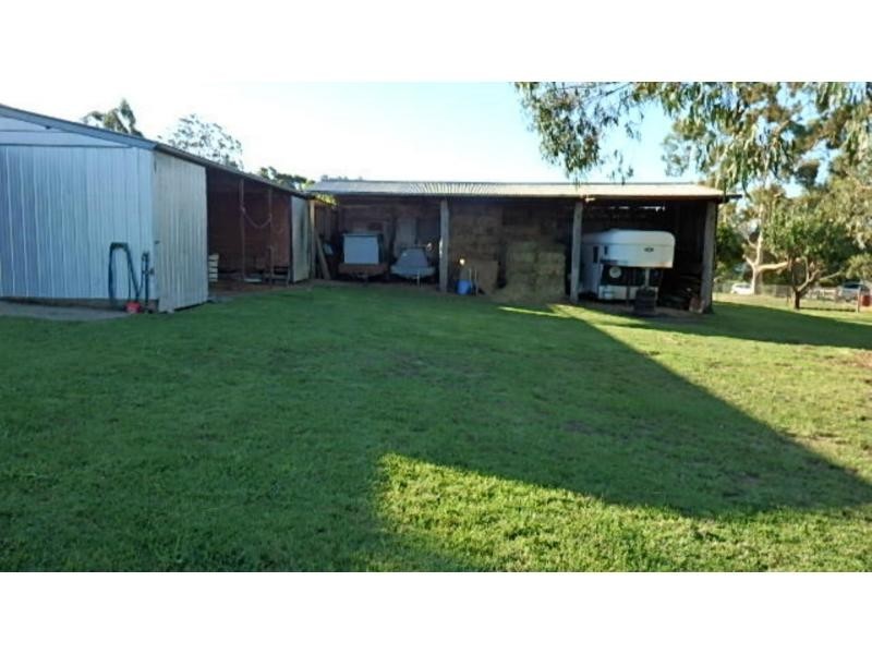 880 Swan Reach Road, Mossiface VIC 3885