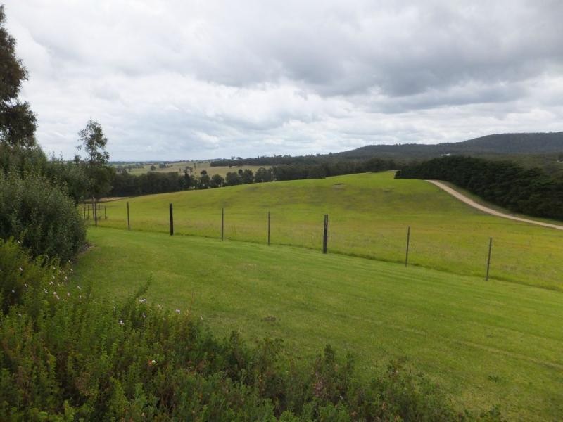 220 Ellaswood Road, Bairnsdale VIC 3875