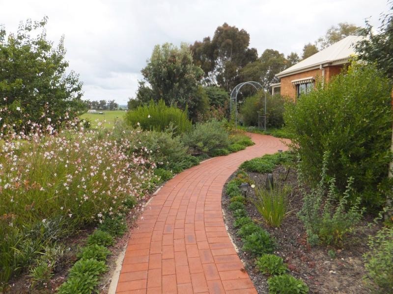 220 Ellaswood Road, Bairnsdale VIC 3875