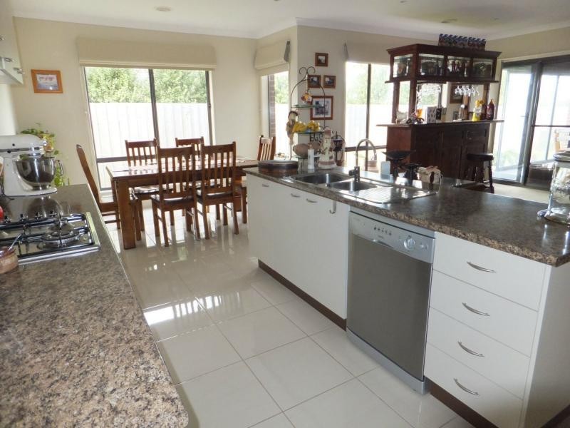 49 Flinns Road, Bairnsdale VIC 3875