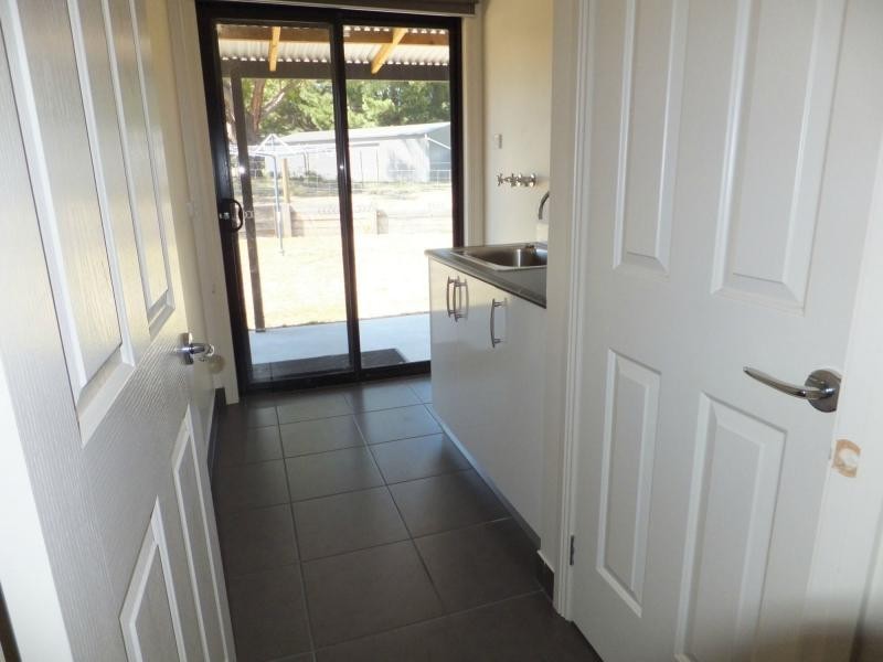 16 Ives Road, Lindenow South VIC 3875