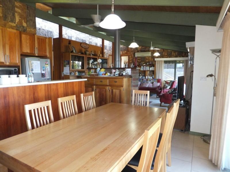 105 Myer Street, Lakes Entrance VIC 3909