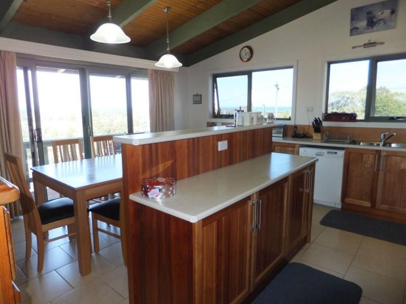 105 Myer Street, Lakes Entrance VIC 3909