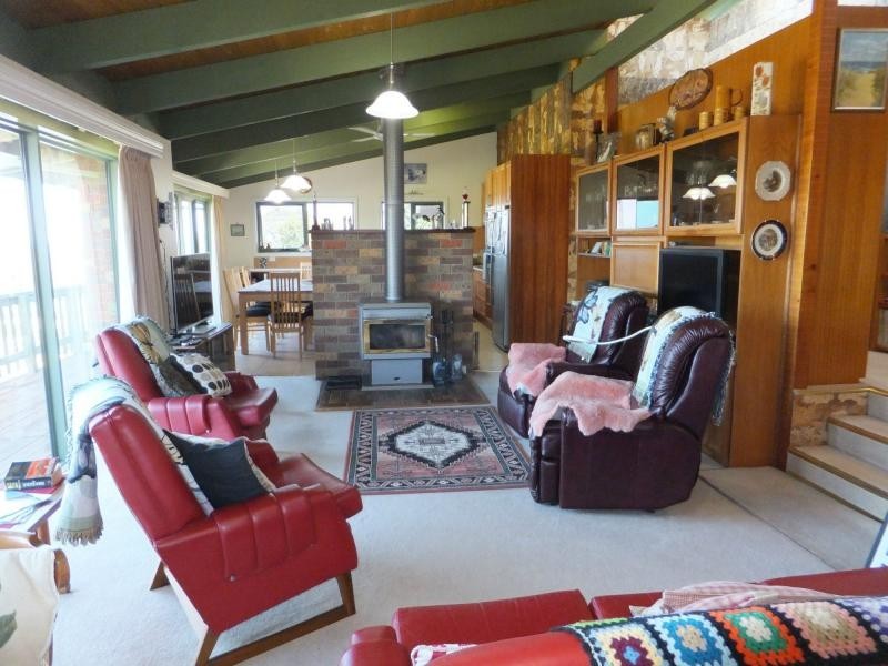 105 Myer Street, Lakes Entrance VIC 3909