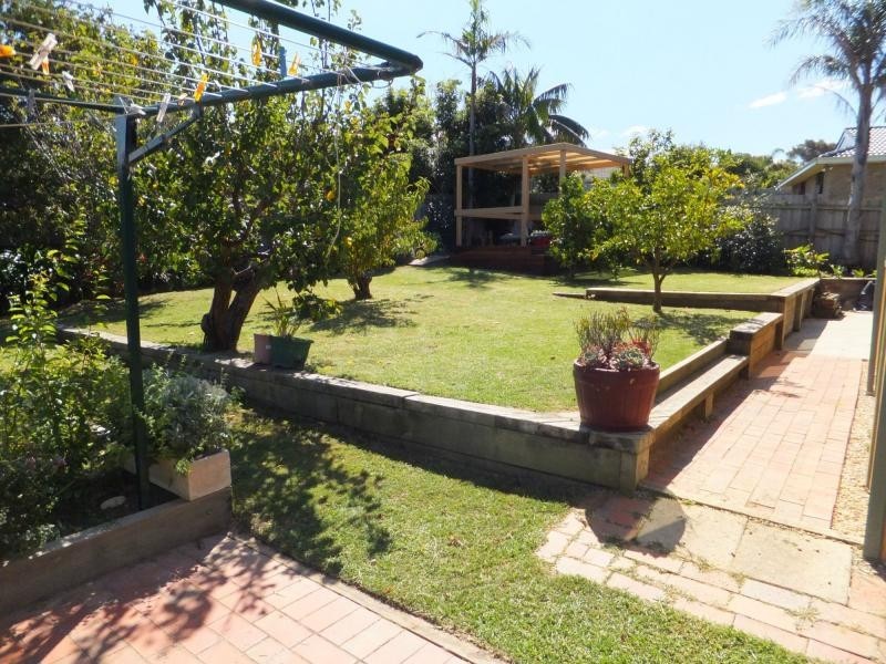 105 Myer Street, Lakes Entrance VIC 3909