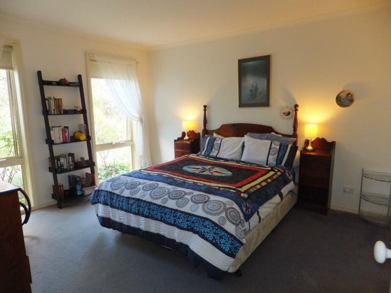 4 Charlton Place, Bairnsdale VIC 3875