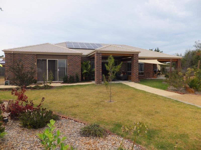 3 Chart Court, Newlands Arm VIC 3875