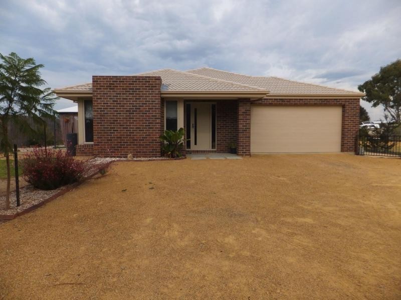 3 Chart Court, Newlands Arm VIC 3875