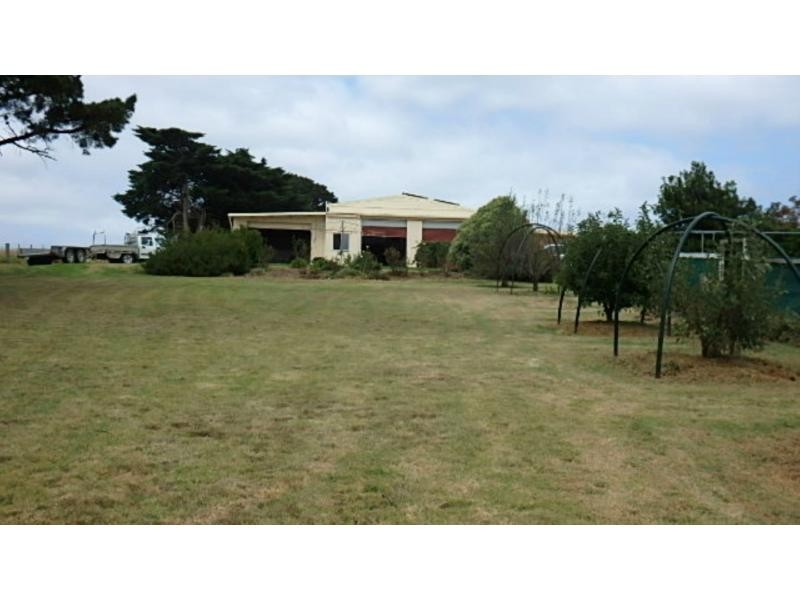 110 Normans Road, Metung VIC 3904