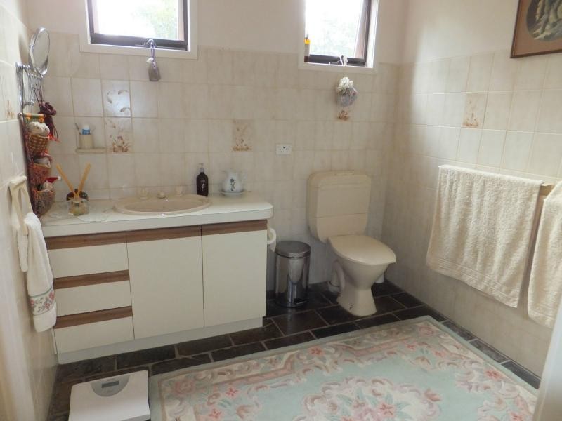 347 Lake Tyers Beach Road, Lake Tyers Beach VIC 3909