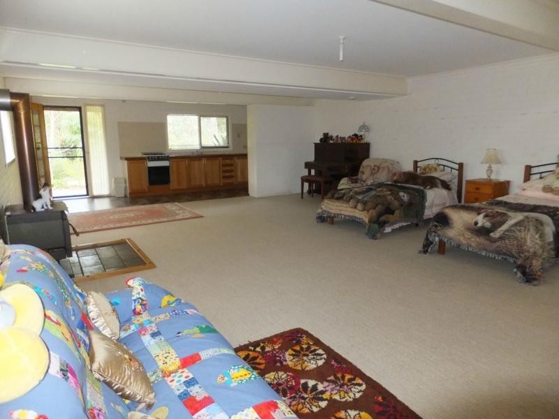347 Lake Tyers Beach Road, Lake Tyers Beach VIC 3909