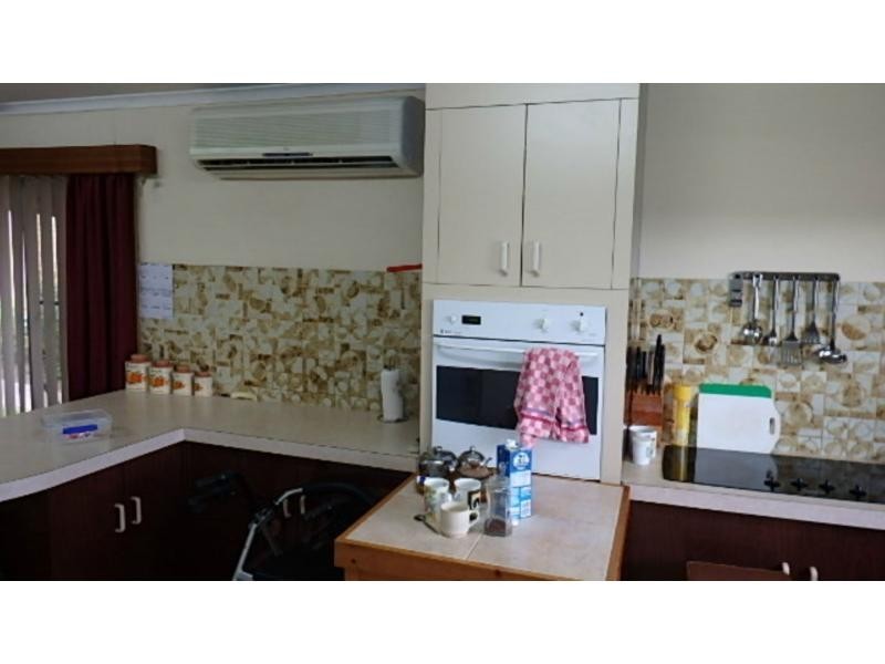 17 O’Neills Road, Lakes Entrance VIC 3909