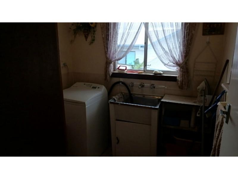 17 O’Neills Road, Lakes Entrance VIC 3909