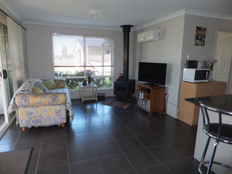 27 Tamhaven Drive, Swan Reach VIC 3903