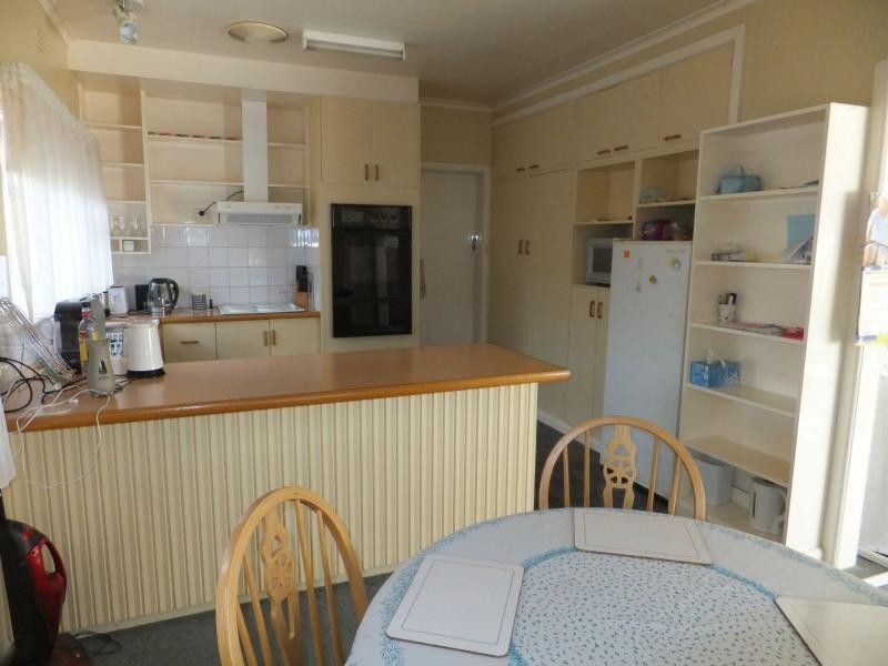 16 Glenda Court, Bairnsdale VIC 3875