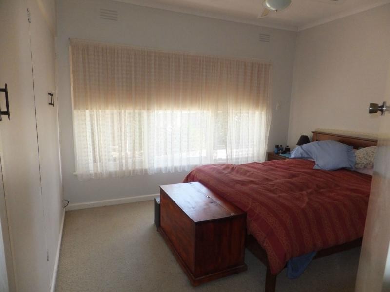 16 Glenda Court, Bairnsdale VIC 3875