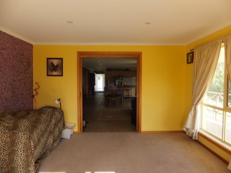 1 O’Donnell Drive, Lakes Entrance VIC 3909