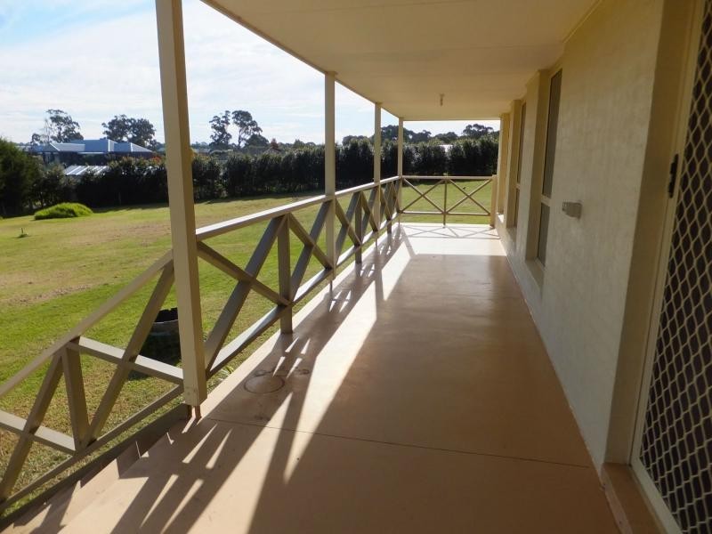 1 O’Donnell Drive, Lakes Entrance VIC 3909