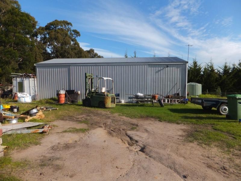 1 O’Donnell Drive, Lakes Entrance VIC 3909