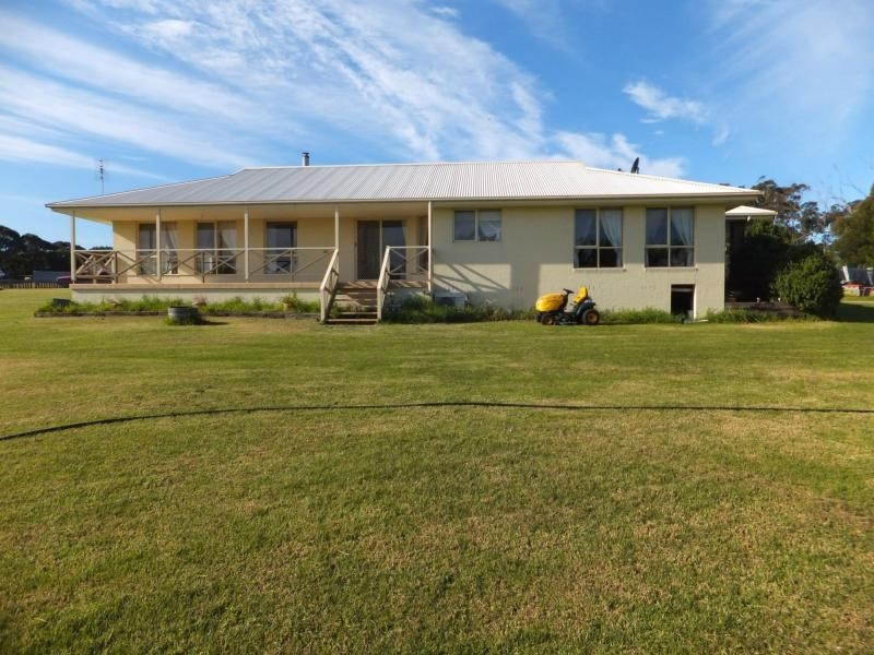 1 O’Donnell Drive, Lakes Entrance VIC 3909