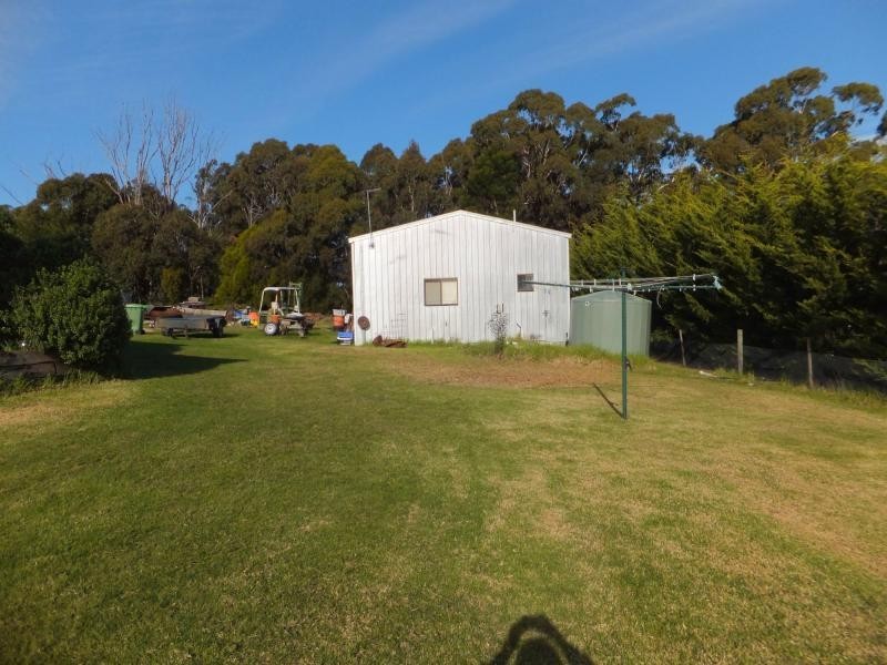1 O’Donnell Drive, Lakes Entrance VIC 3909