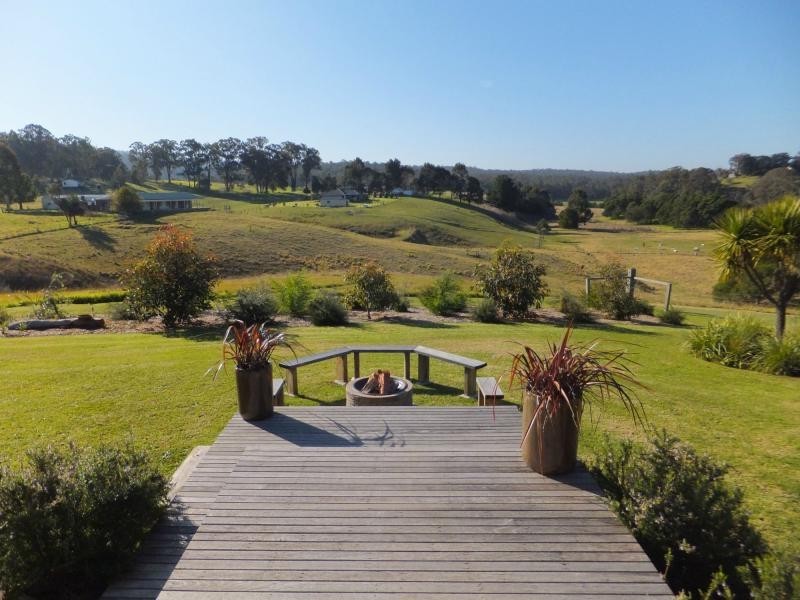 1035 Great Alpine Road, Sarsfield VIC 3875