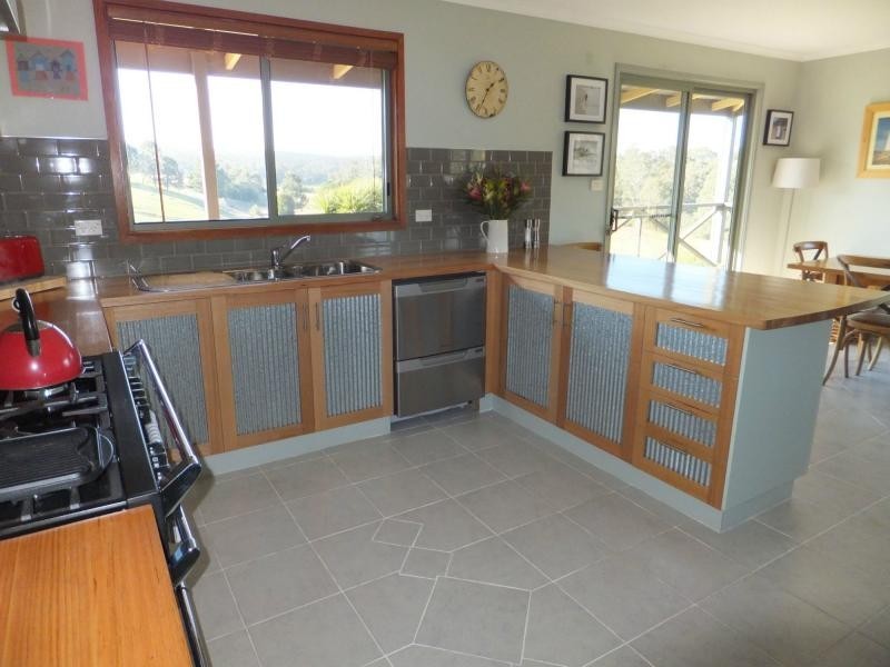 1035 Great Alpine Road, Sarsfield VIC 3875