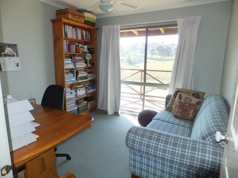 1035 Great Alpine Road, Sarsfield VIC 3875